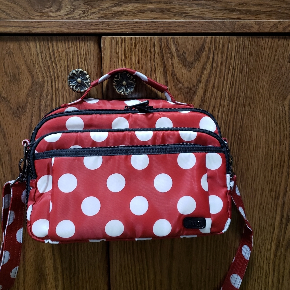 Lug Scoop Crimson Large Dot